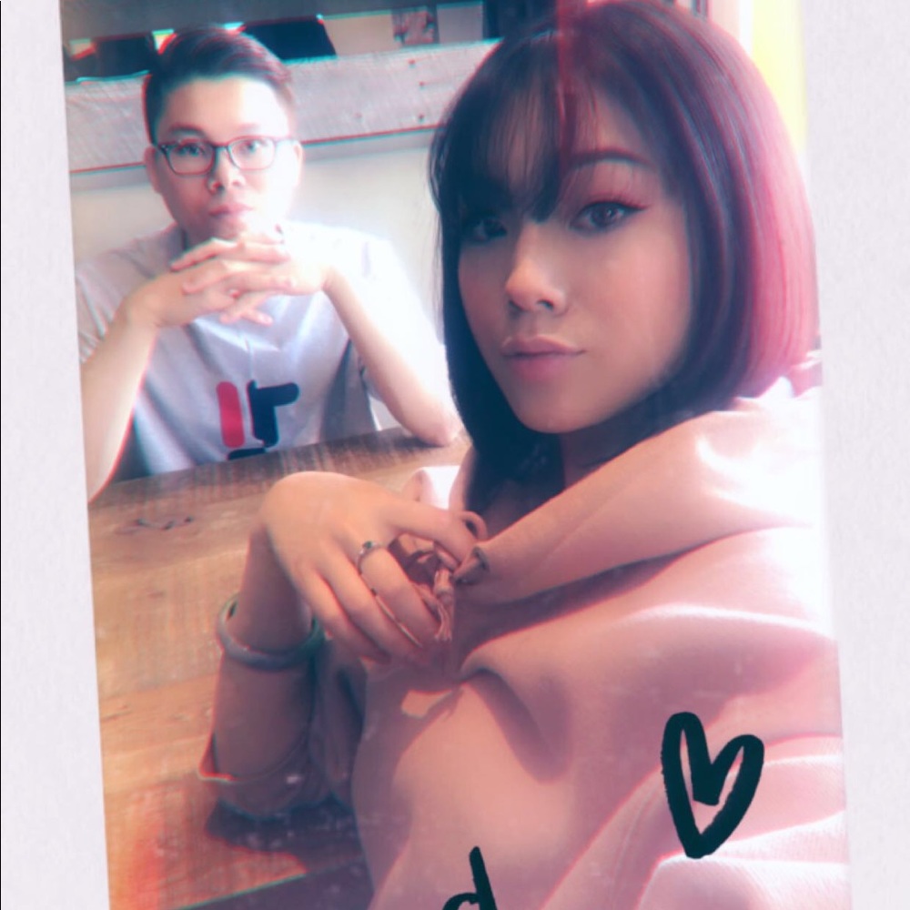 Meet your Posher, Ching